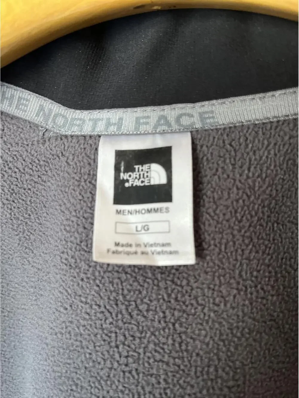 The North Face Men's Large Black Softshell Jacket